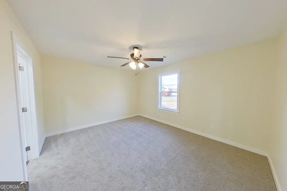 1021 11th AVE NW Moultrie, GA 31768