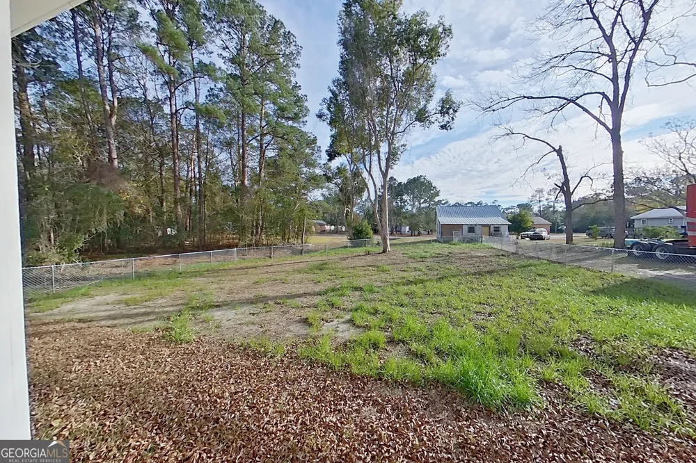 1021 11th AVE NW Moultrie, GA 31768