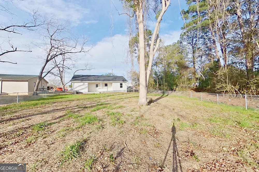 1021 11th AVE NW Moultrie, GA 31768