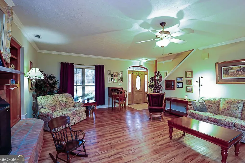 307 Chester Thomas RD Springfield, GA 31329