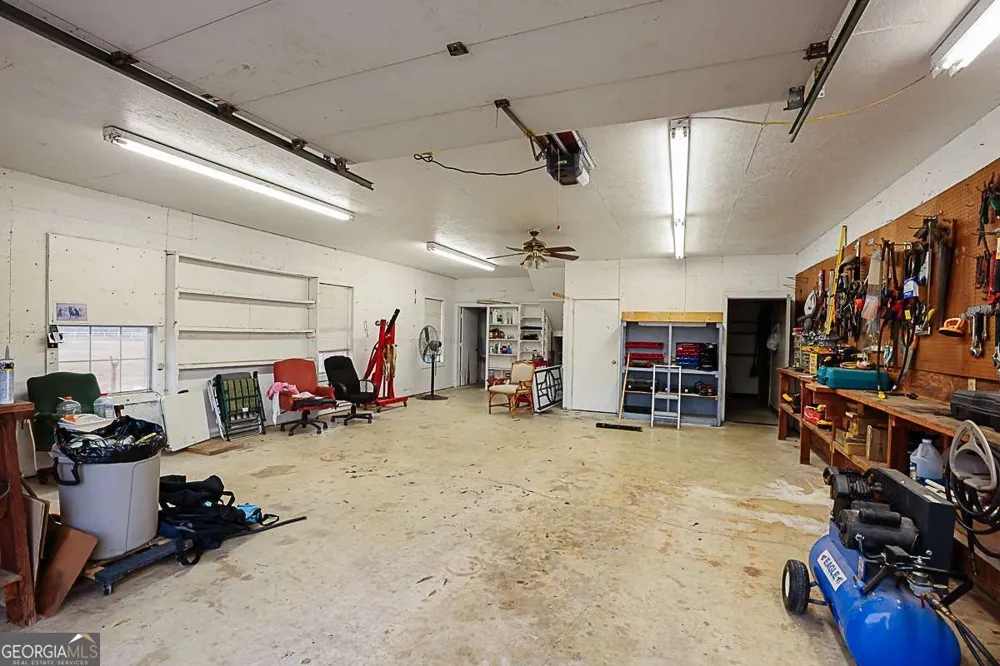 307 Chester Thomas RD Springfield, GA 31329