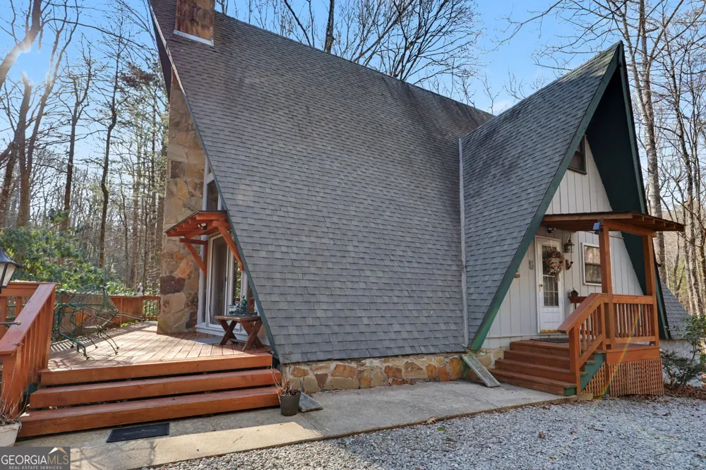 42 Lost Valley DR Dillard, GA 30537