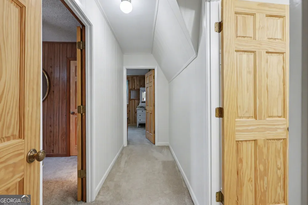 42 Lost Valley DR Dillard, GA 30537
