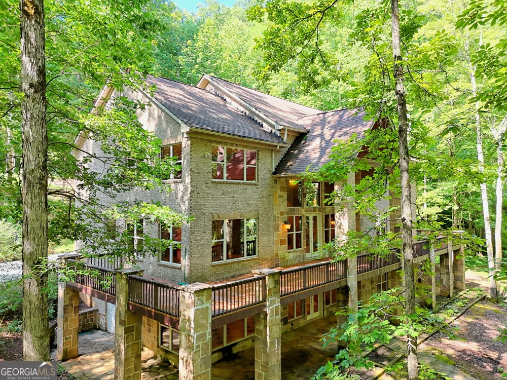 876 WHITETAIL TRL Clayton, GA 30525