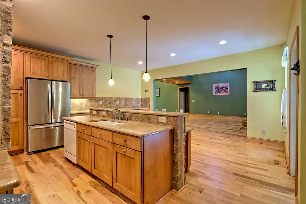 876 WHITETAIL TRL Clayton, GA 30525