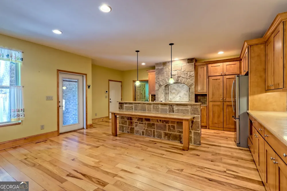 876 WHITETAIL TRL Clayton, GA 30525