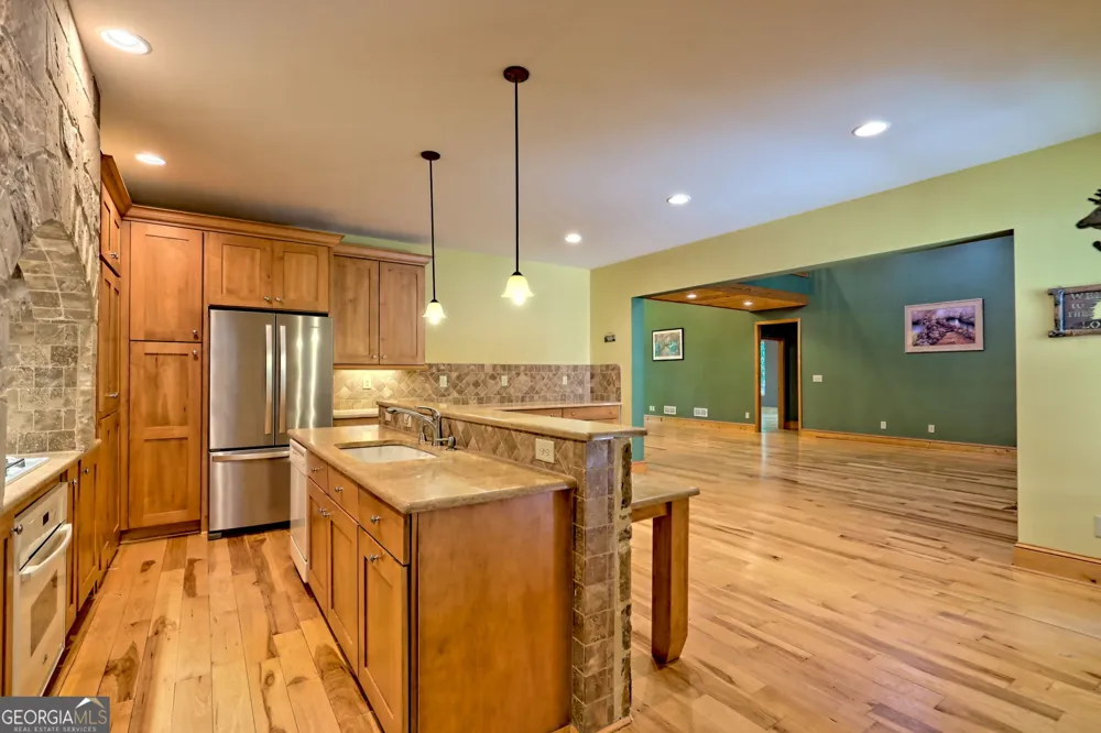 876 WHITETAIL TRL Clayton, GA 30525