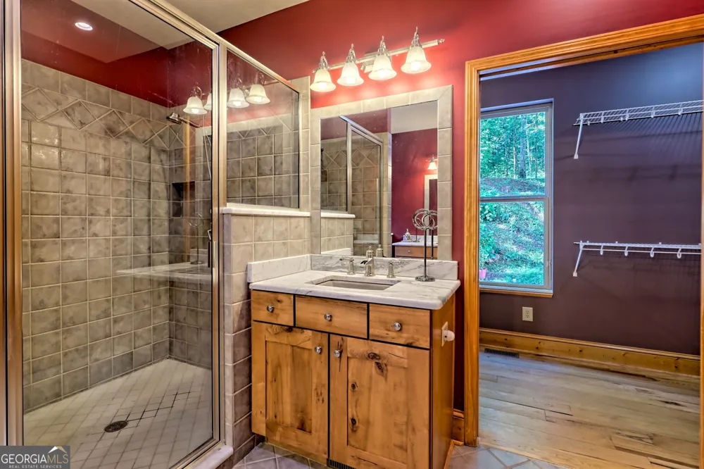 876 WHITETAIL TRL Clayton, GA 30525