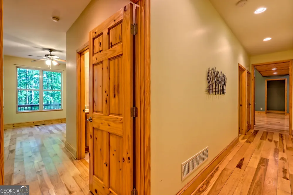 876 WHITETAIL TRL Clayton, GA 30525