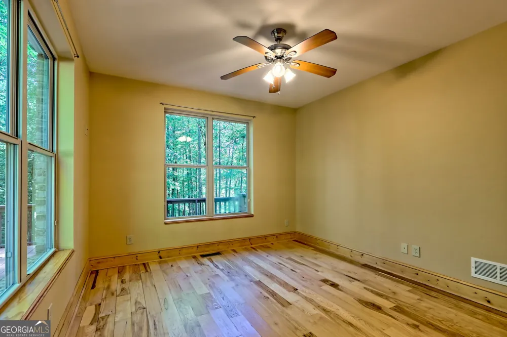 876 WHITETAIL TRL Clayton, GA 30525