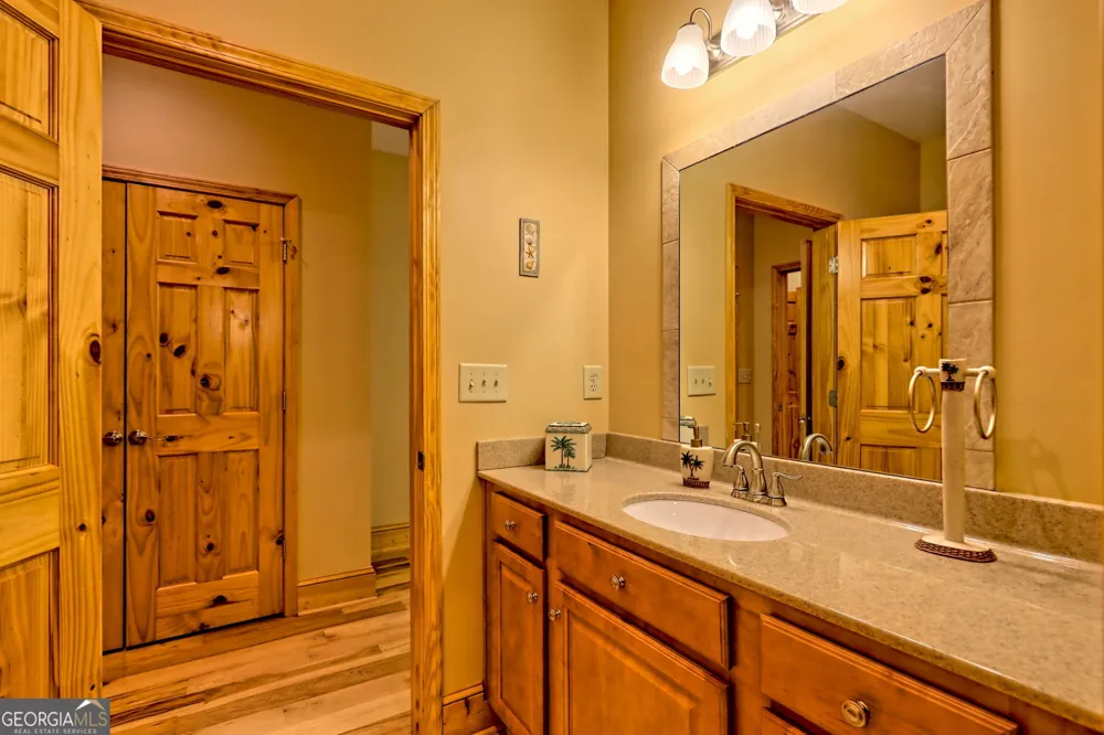 876 WHITETAIL TRL Clayton, GA 30525