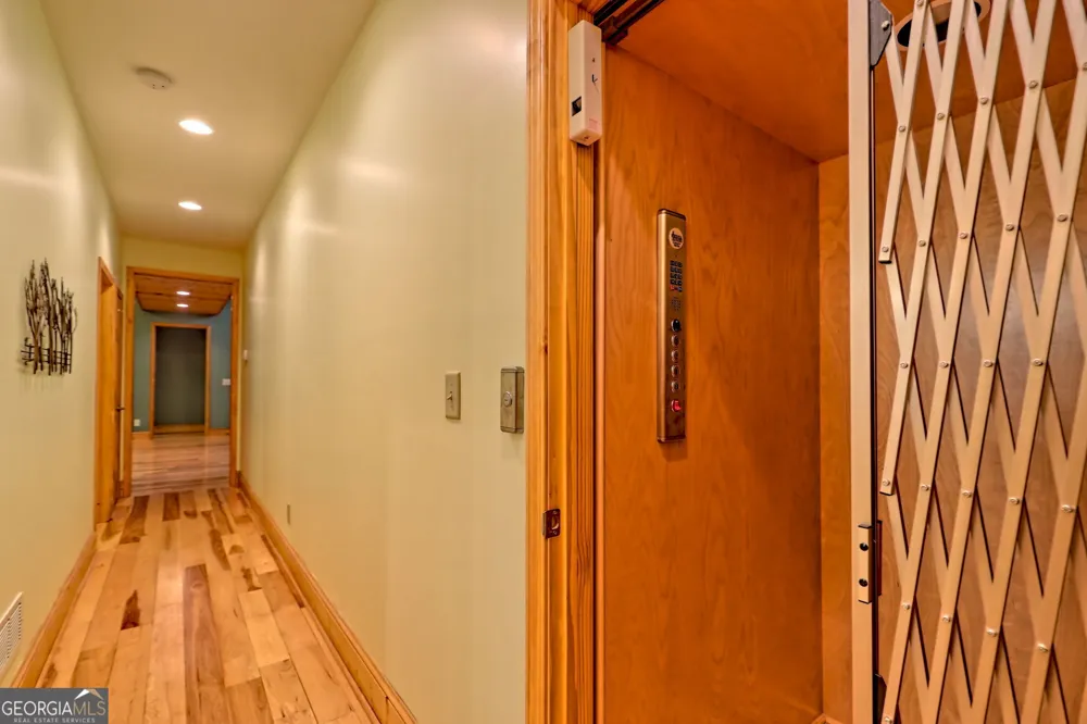 876 WHITETAIL TRL Clayton, GA 30525