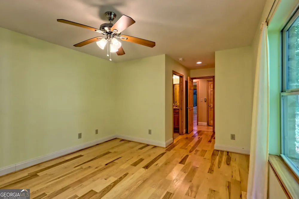 876 WHITETAIL TRL Clayton, GA 30525