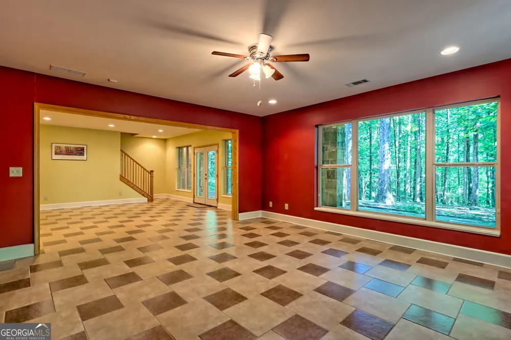 876 WHITETAIL TRL Clayton, GA 30525