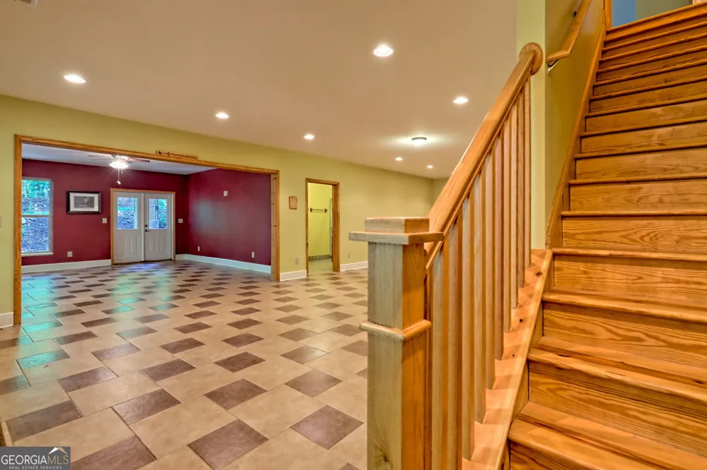 876 WHITETAIL TRL Clayton, GA 30525