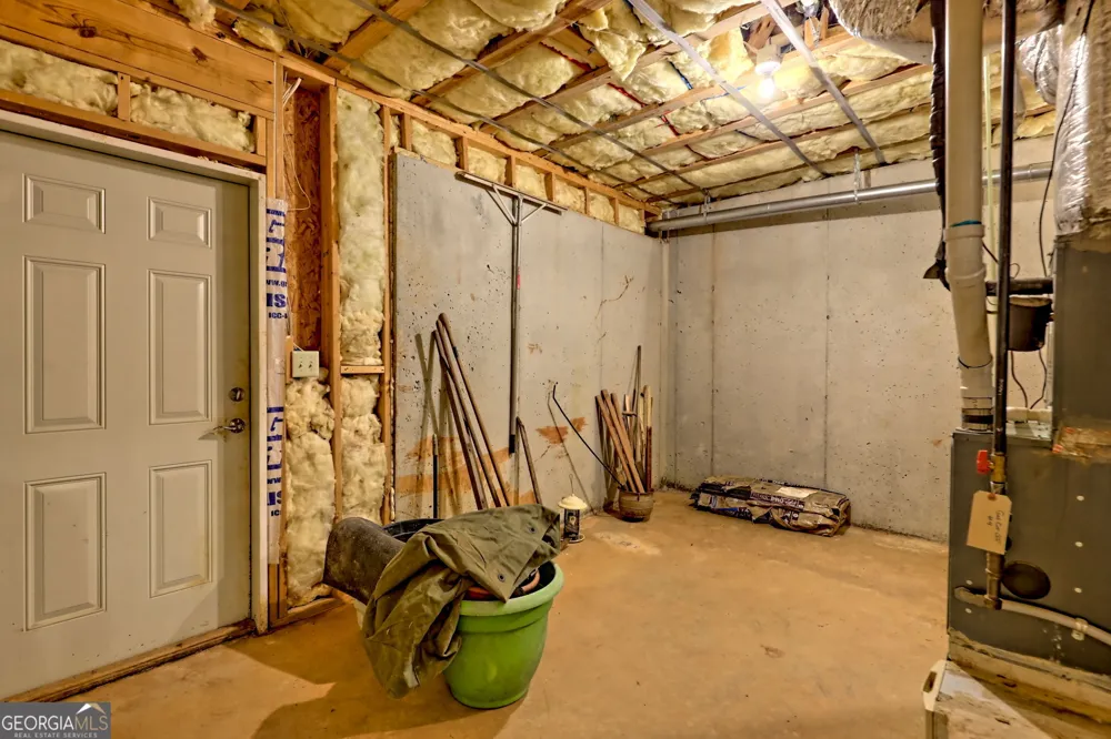876 WHITETAIL TRL Clayton, GA 30525