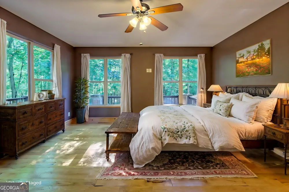 876 WHITETAIL TRL Clayton, GA 30525