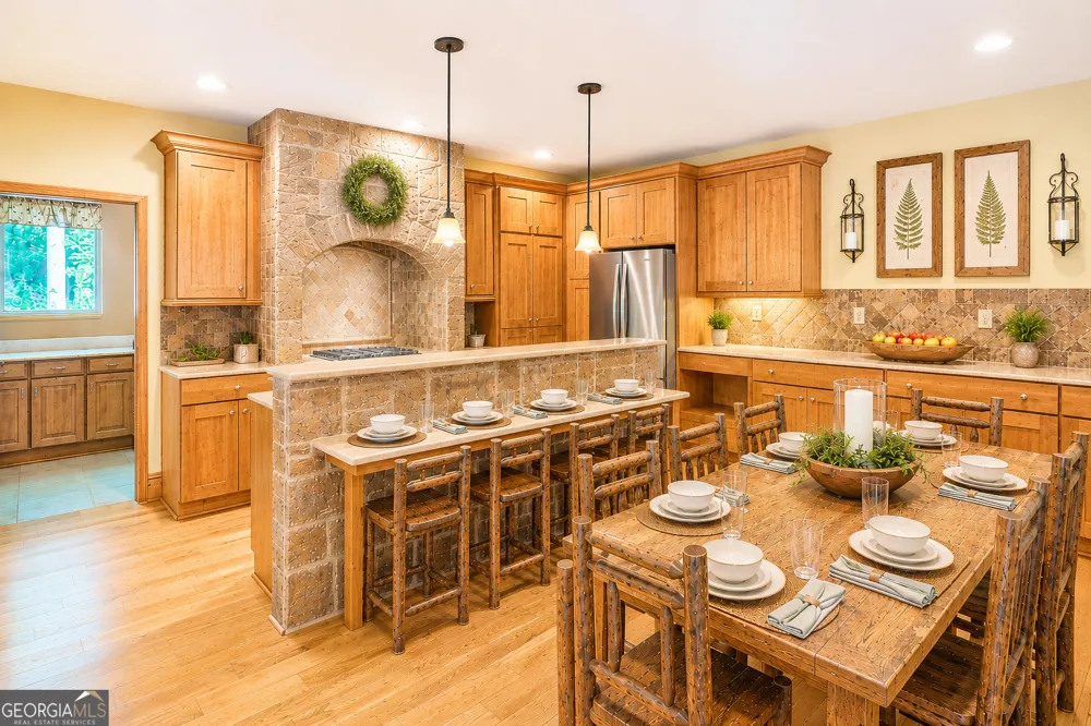 876 WHITETAIL TRL Clayton, GA 30525