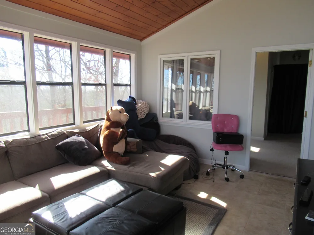 69 Orchard Hill RD Dahlonega, GA 30533