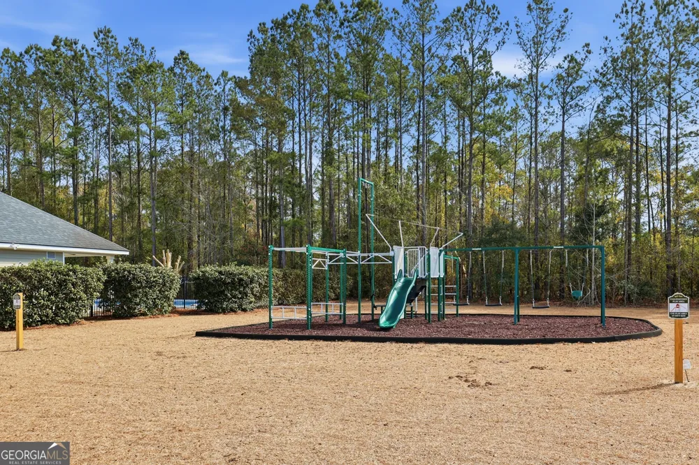 90 Roundstone WAY Richmond Hill, GA 31324