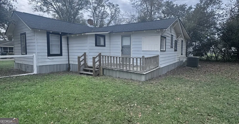 139 Register AVE Reidsville, GA 30453
