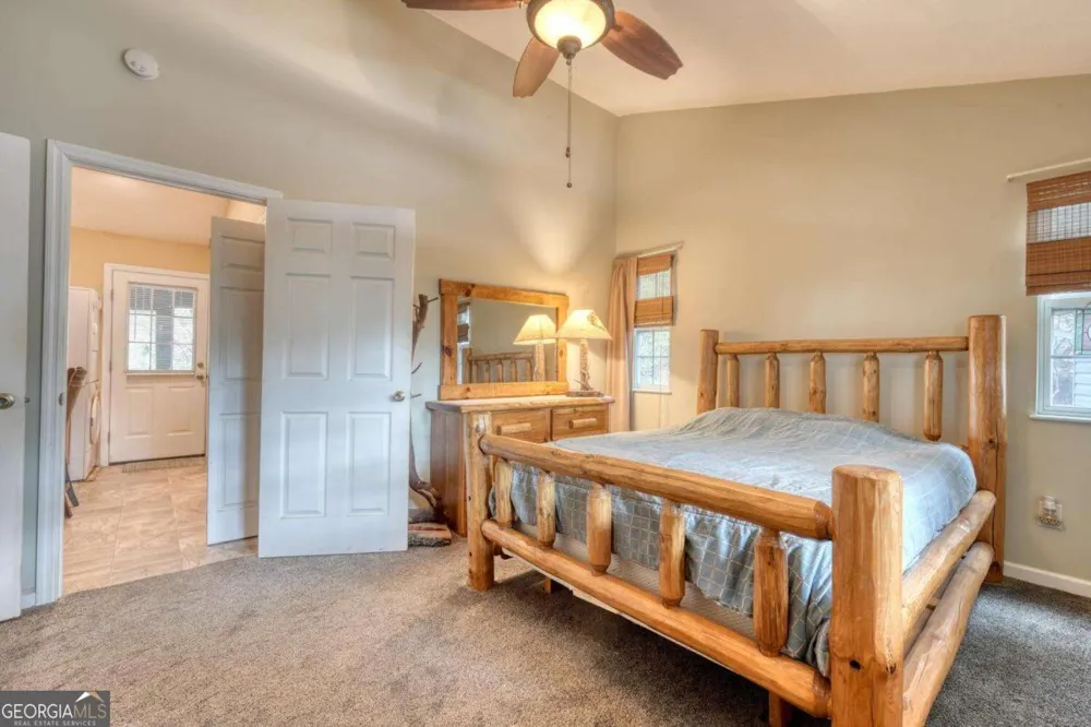 1189 Old Forge ESTS Hiawassee, GA 30546