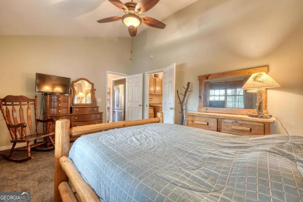 1189 Old Forge ESTS Hiawassee, GA 30546