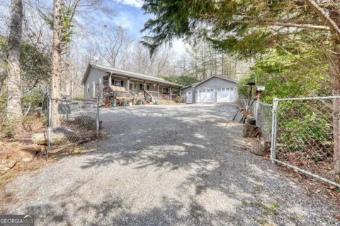 1189 Old Forge ESTS