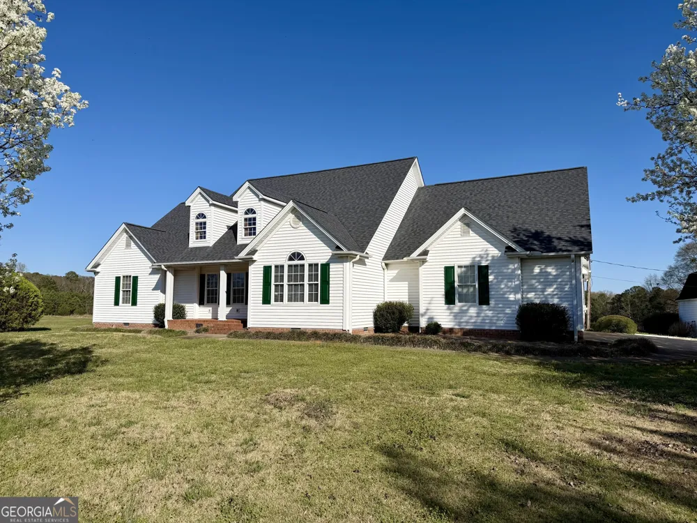 494 S Broad ST Bowman, GA 30624