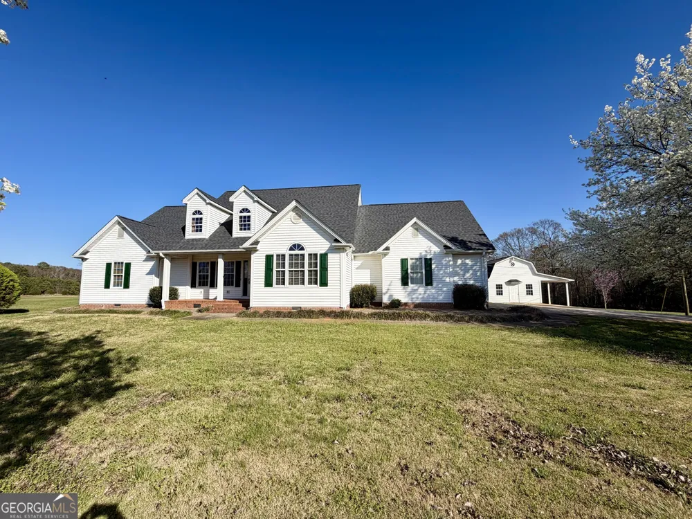 494 S Broad ST Bowman, GA 30624