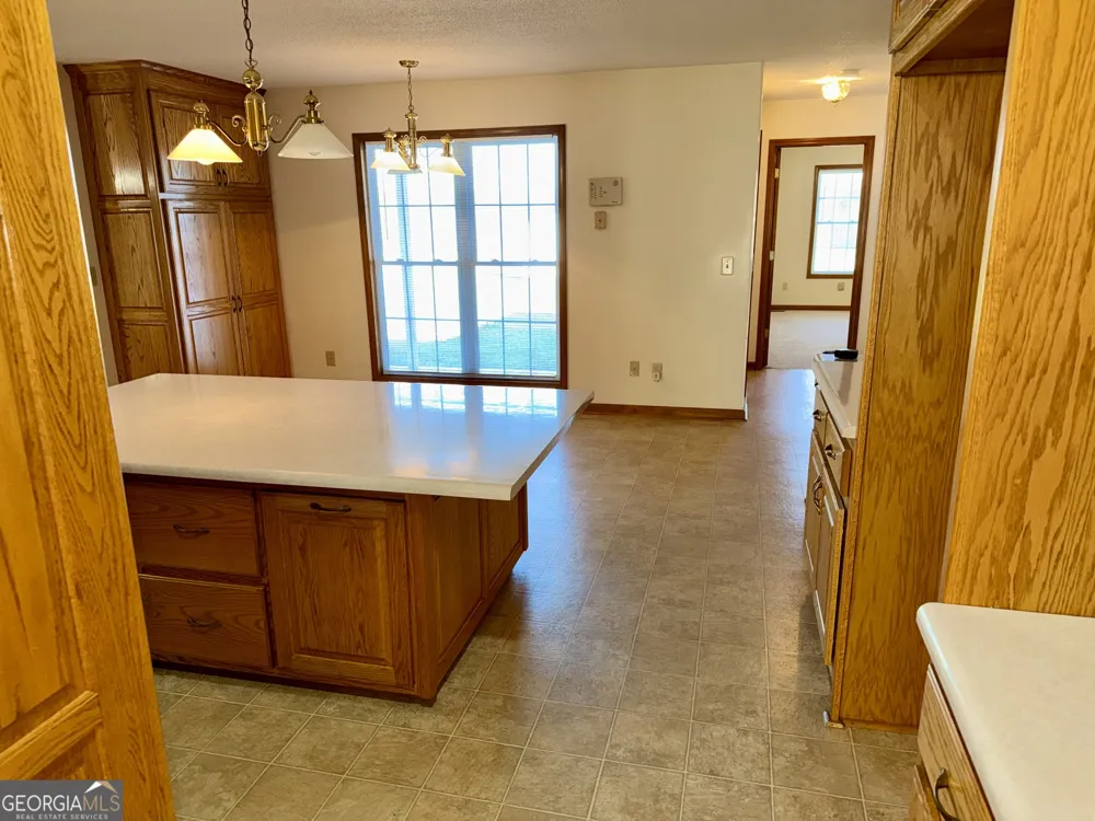 494 S Broad ST Bowman, GA 30624
