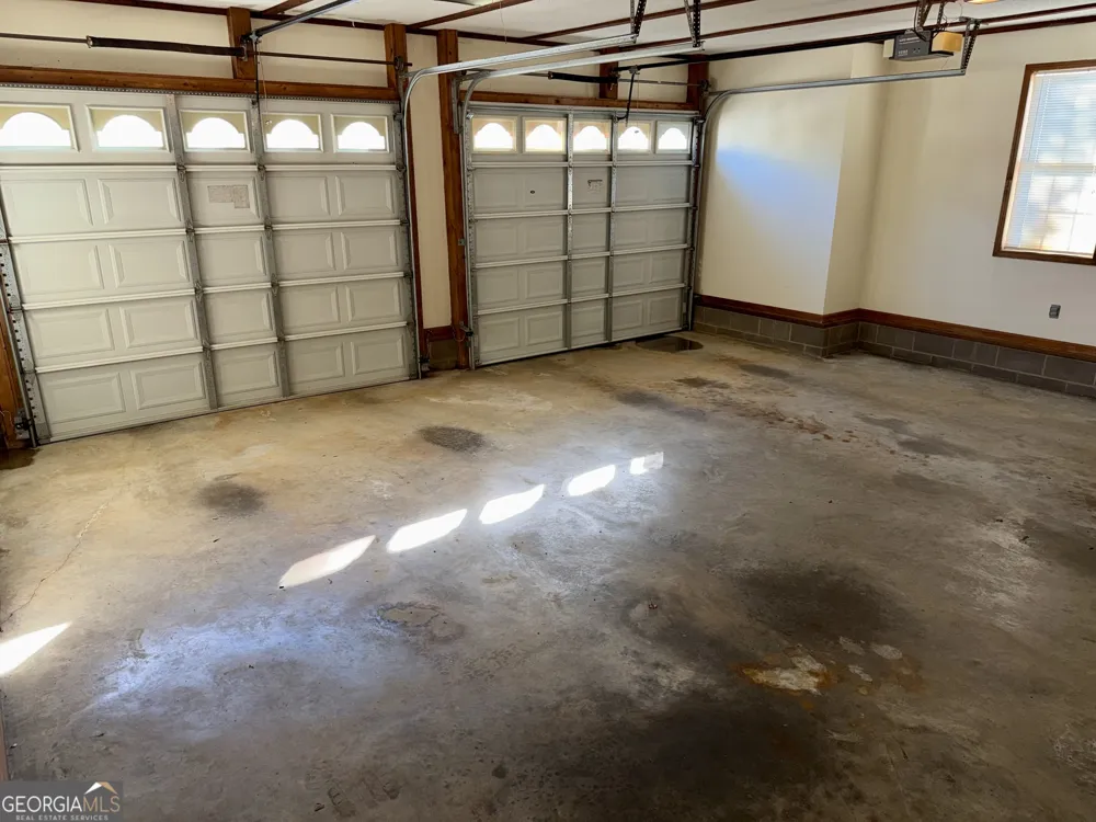 494 S Broad ST Bowman, GA 30624