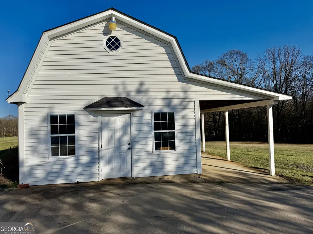 494 S Broad ST Bowman, GA 30624