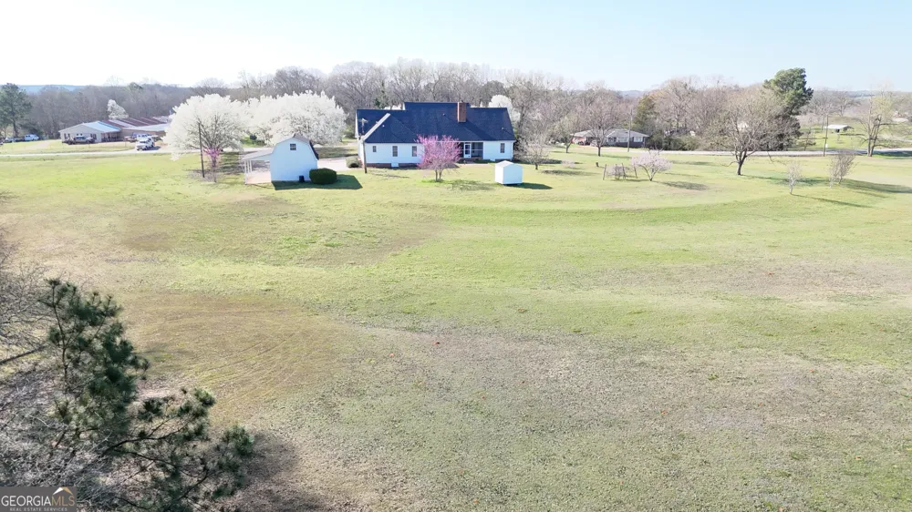 494 S Broad ST Bowman, GA 30624