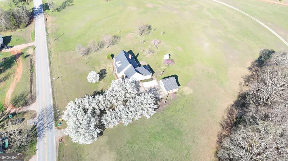 494 S Broad ST Bowman, GA 30624