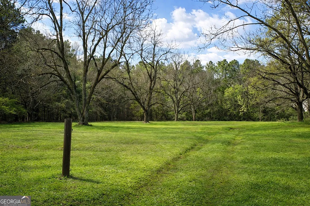 807 Triune Mill RD Thomaston, GA 30286