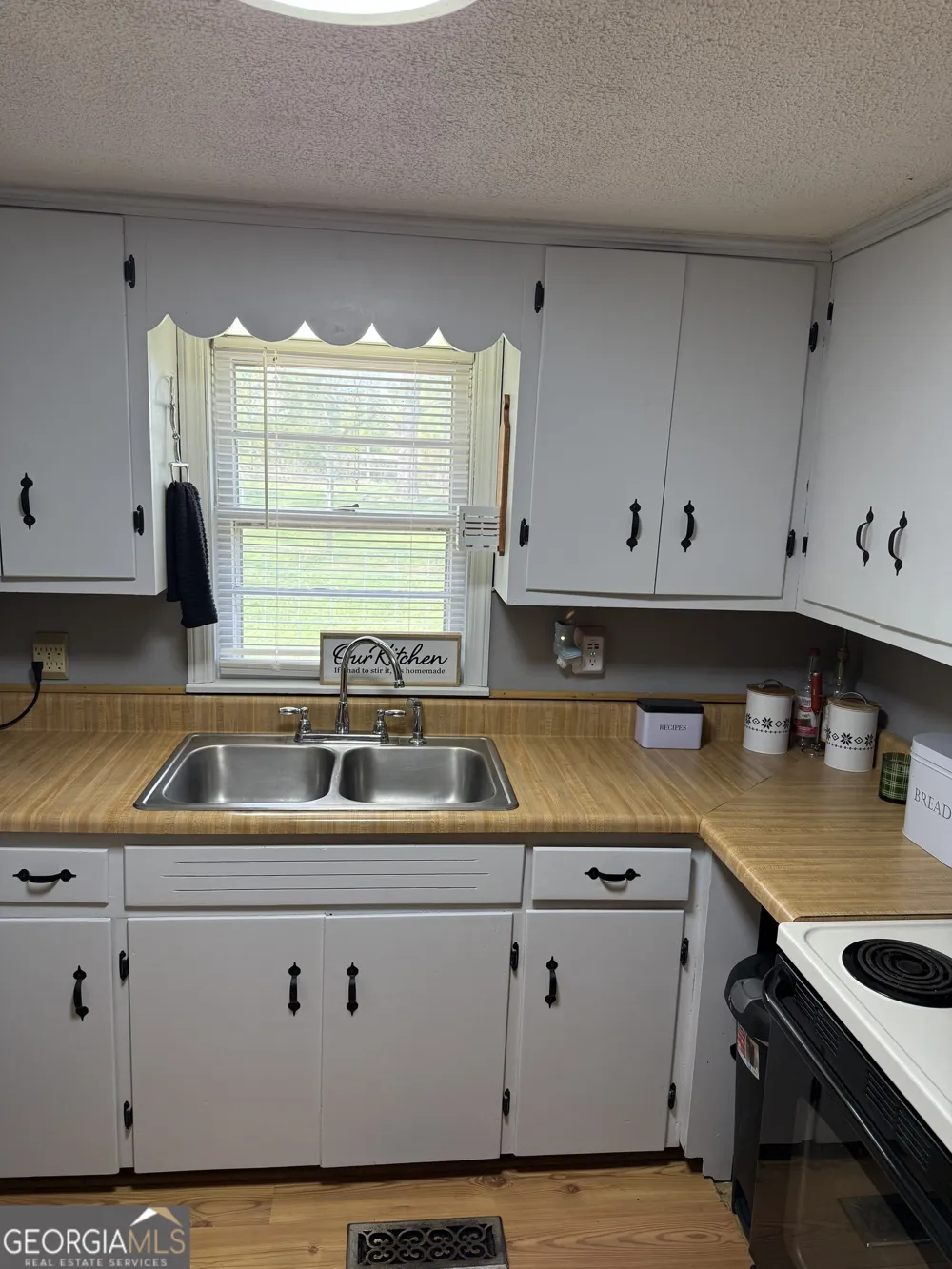 807 Triune Mill RD Thomaston, GA 30286