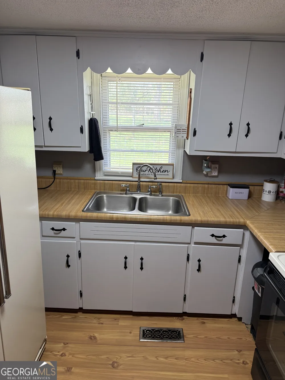 807 Triune Mill RD Thomaston, GA 30286