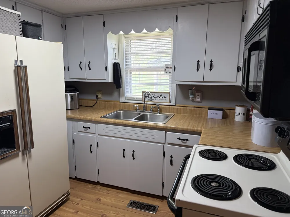 807 Triune Mill RD Thomaston, GA 30286