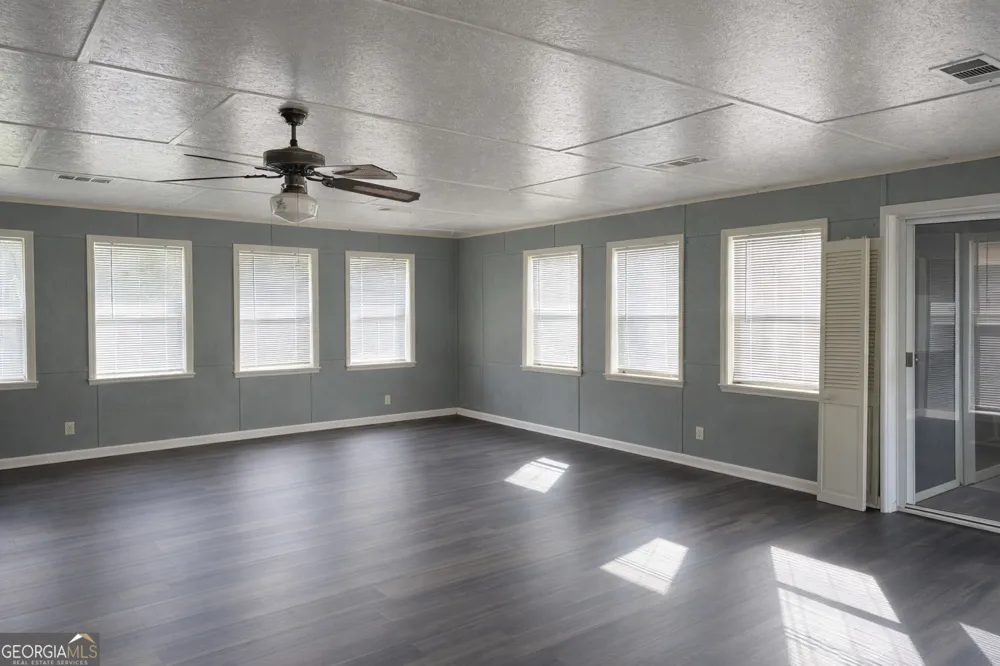 807 Triune Mill RD Thomaston, GA 30286