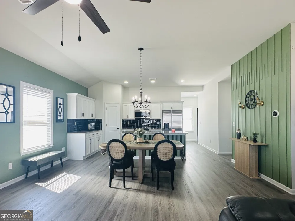 604 Georgian WALK Byron, GA 31008