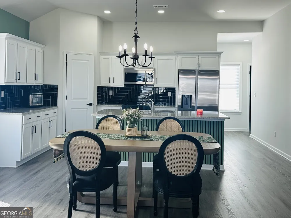 604 Georgian WALK Byron, GA 31008