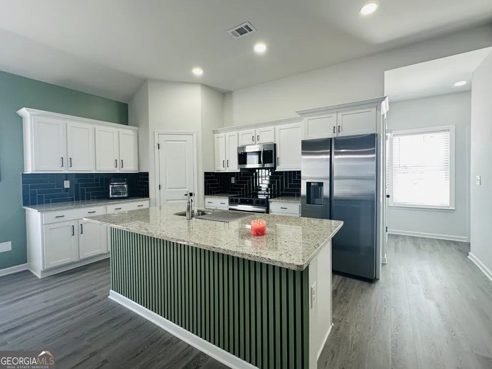 604 Georgian WALK Byron, GA 31008