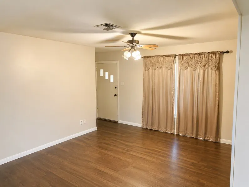 806 Brockman Street Sweeny, TX 77480