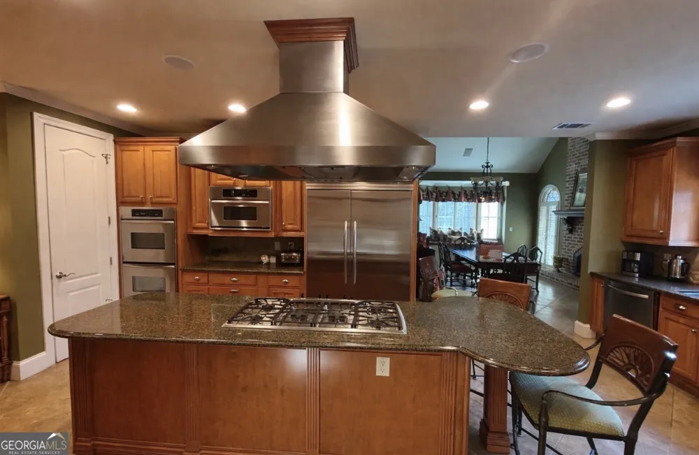 74 Waterford PATH Hiram, GA 30141