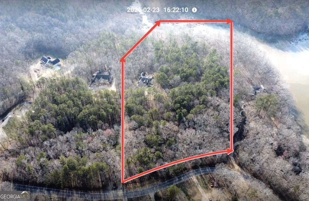 74 Waterford PATH Hiram, GA 30141
