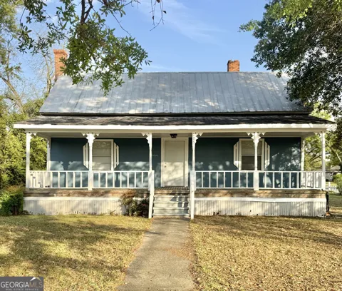 205 E Brumby AVE