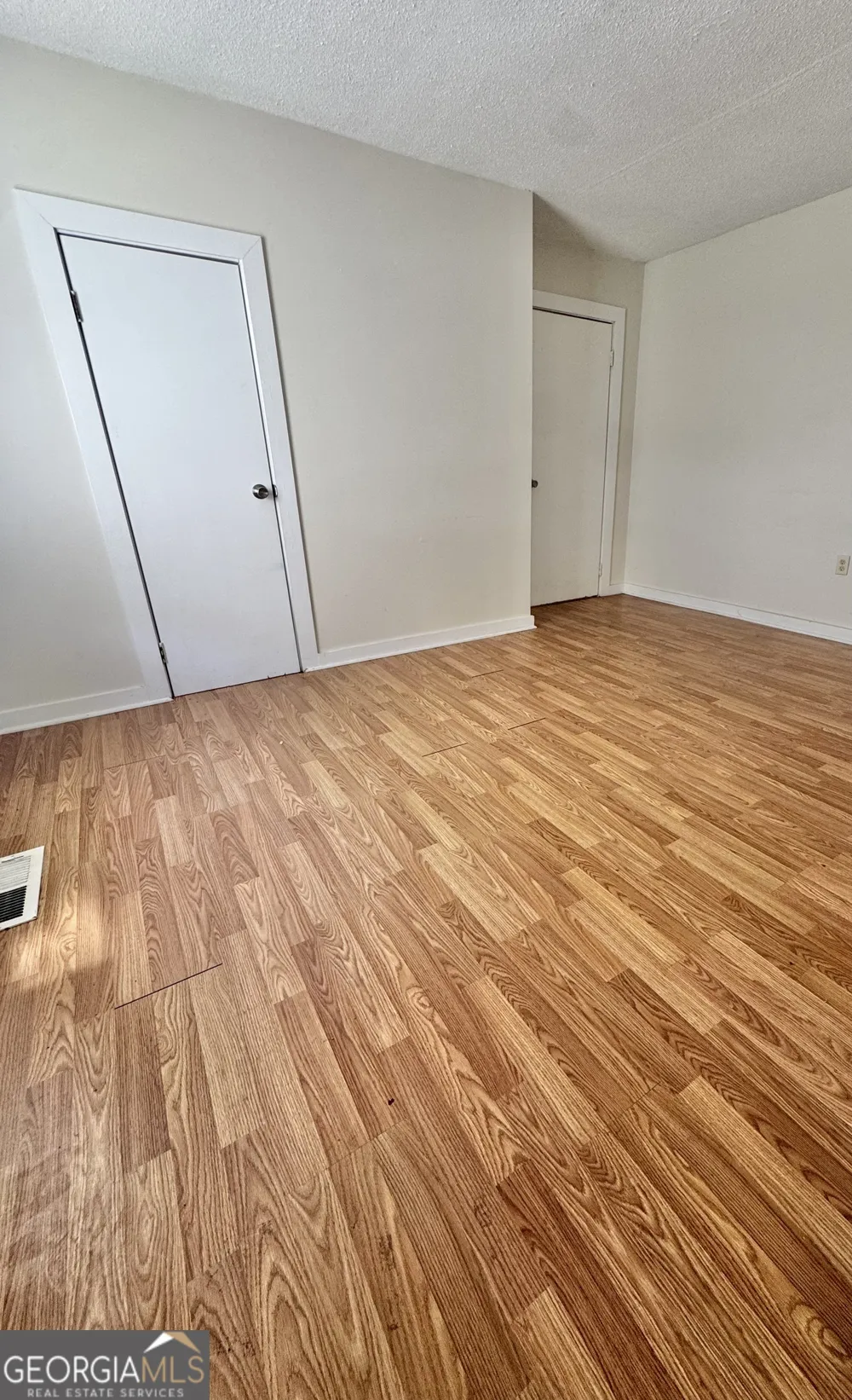 205 E Brumby AVE Reidsville, GA 30453