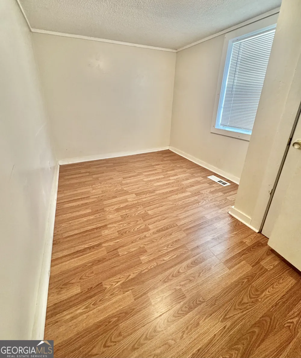 205 E Brumby AVE Reidsville, GA 30453