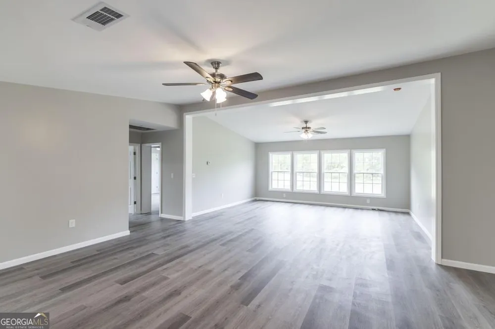 330 Lennox RD Dublin, GA 31021
